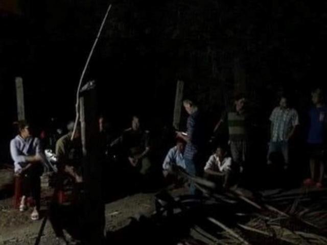 Pháp luật - Con trai chém mẹ tử vong rồi dùng dao tự tử