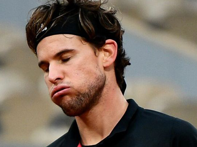 Thể thao - Thiem thua sốc tại Roland Garros thừa nhận "kiệt sức", Schwartzman nói gì?