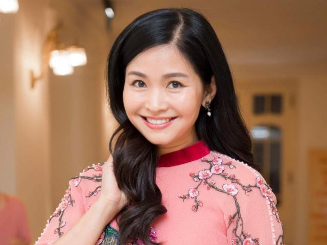 Sao Việt - Nữ MC "không tuổi" của VTV, chuyển hướng làm giảng viên âm nhạc có tiếng đất Bắc là ai?