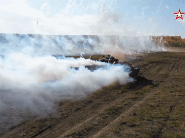 Media - "Vũ điệu" xe tăng độc đáo tại ngày hội Armor of Tankograda