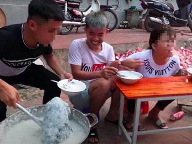 Kinh doanh - Gây tranh cãi vì nội dung &quot;nhảm nhí&quot; câu view, những kênh Youtube này vẫn &quot;bội thu&quot; bạc tỷ mỗi tháng