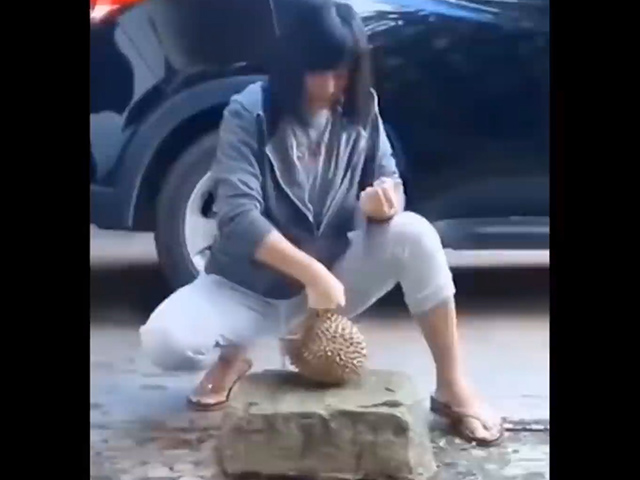 Cười 24H - Chị em thời hiện đại khiến cho các anh em "kinh hãi"