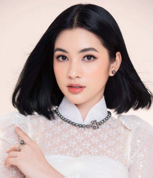 Nữ sinh An Giang 18 tuổi xinh nổi bật tại Hoa hậu VN, fan nô nức xin cưới vì quá đẹp - 1