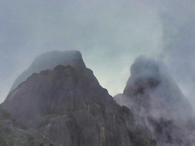 Du lịch - Lên Chư Mư ngắm Vọng Phu mờ sương