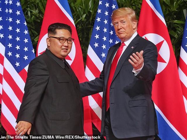 Thế giới - Ông Trump nổi giận vì Triều Tiên công bố tên lửa “quái vật” lớn nhất thế giới?