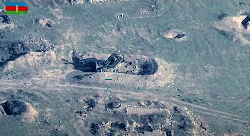 Azerbaijan tung loạt video phá hủy khí tài quân sự Armenia.