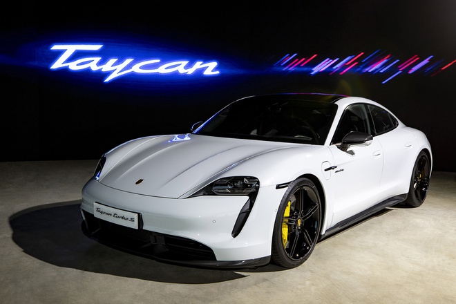 Porsche Taycan ra mắt thị trường Việt Nam, giá từ 5,72 tỷ đồng - 2