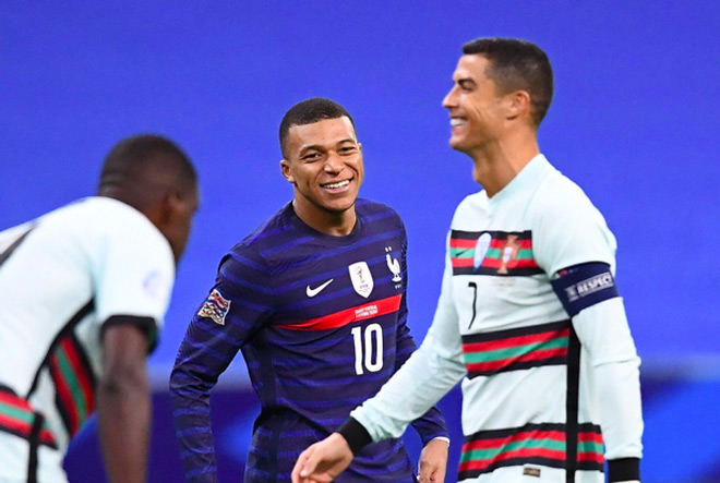 Mbappe sướng vì được đấu Ronaldo: Thần tượng bất ngờ thay thế đàn em ở PSG? - 2