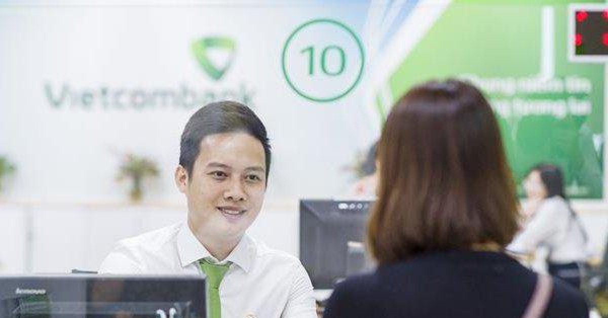 Kinh doanh - Bỗng dưng mất hơn 400 triệu trong tài khoản: Vietcombank nói gì?