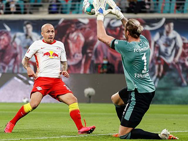 Angelino đóng góp lớn vào chiến tích vào tới bán kết Champions League của RB Leipzig mùa trước