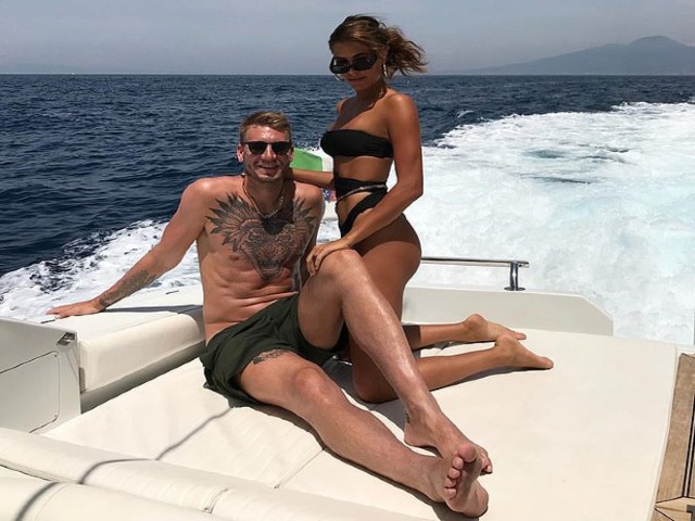 Bóng đá - "Trai hư" Bendtner vạch trần góc khuất ăn chơi của cầu thủ Ngoại hạng Anh