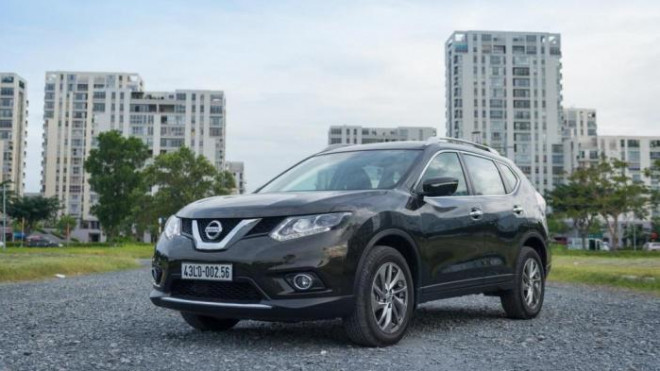 Giảm giá kịch sàn, Nissan dọn kho trước khi có nhà phân phối mới - 1