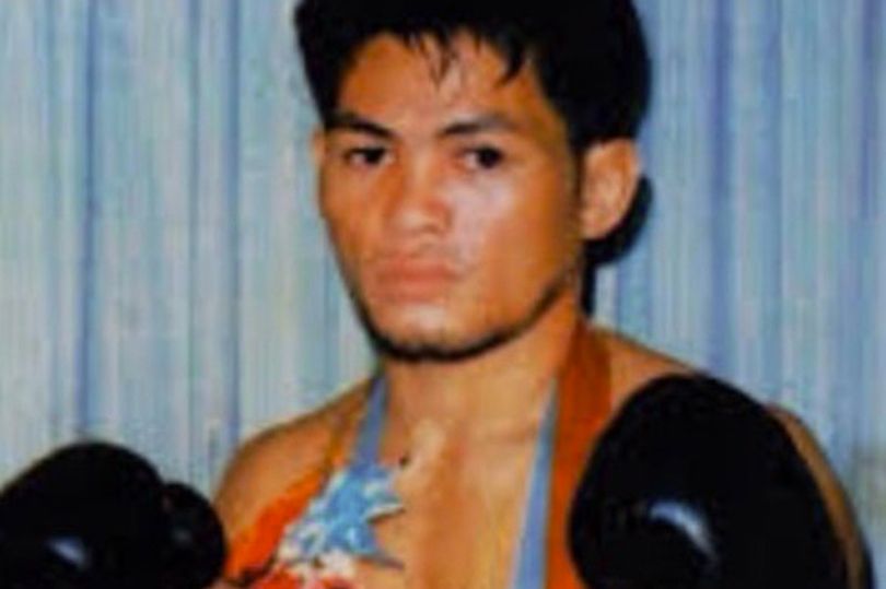Pongsawang từng có đai vô địch Muay Thái vào những năm 1990. Ảnh: NewsFlash
