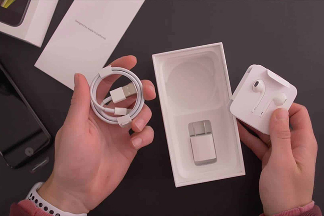 Xiaomi chế giễu Apple sau khi ra mắt iPhone 12 - 1