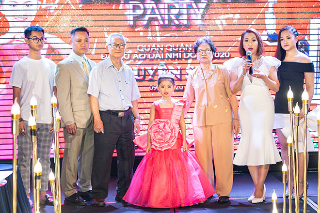 Quán quân Đại sứ Áo Dài nhí Dorii 2020 – Nguyễn Suri cùng gia đình tổ chức sinh nhật và tri ân người hâm mộ - 1