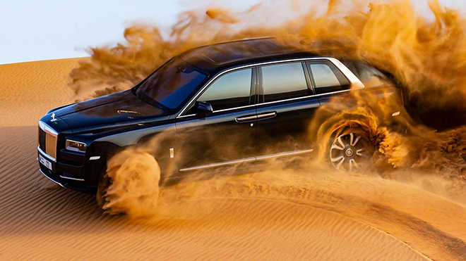 Xe "đại gia" Rolls-Royce Cullinan hơn 41 tỷ đồng off-road trên sa mạc - 8