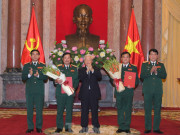 Tin tức trong ngày - Tổng Bí thư, Chủ tịch nước trao quân hàm Thượng tướng cho hai sĩ quan cấp cao Quân đội