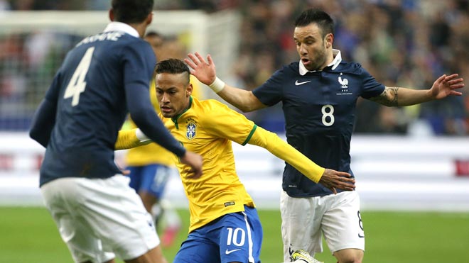 Neymar thích "làm màu" bị ví như hề, huyền thoại chê thua xa "Rô béo" - 3