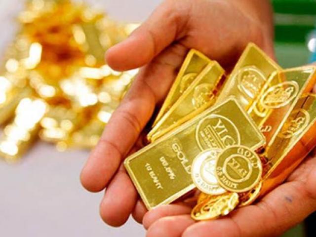 Kinh doanh - Giá vàng hôm nay 17/10: Bất ngờ lao dốc mạnh cuối tuần, dân chớp thời cơ lướt sóng