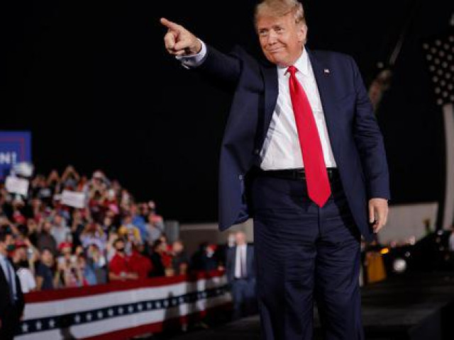 Thế giới - Tổng thống Donald Trump đổi chiến thuật tranh cử