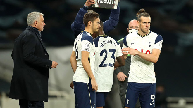 Bale tái ra mắt Tottenham "thảm họa": 9 năm vẫn "ám quẻ", 22 phút thủng 3 bàn - 2