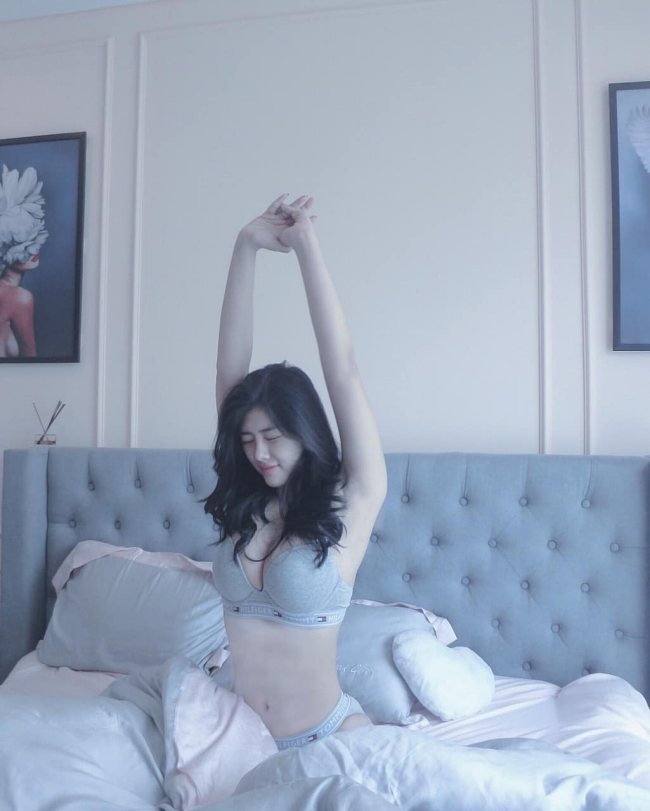 &#34;Bí quyết giảm cân của tôi là ăn uống và tập luyện theo chế độ, ngủ đủ giấc, uống nhiều nước và ăn nhiều trái cây, rau củ, hạn chế tinh bột...
