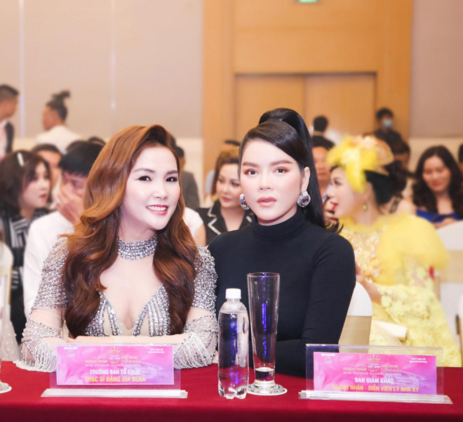Trưởng BTC Đặng Gia Bena công bố vương miện 1,5 tỉ đồng của cuộc thi “Hoa hậu Doanh nhân Việt Nam Toàn cầu 2020” - 2