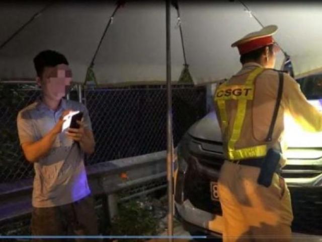 Tin tức trong ngày - Tin tức 24h qua: Lái xe sang Mercedes phóng bạt mạng 199km/h trên cao tốc Pháp Vân – Cầu Giẽ