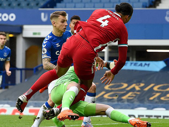 Pickford khiến Van Dijk nghỉ hết mùa vẫn "thoát thân", bị CĐV Liverpool đe dọa - 1