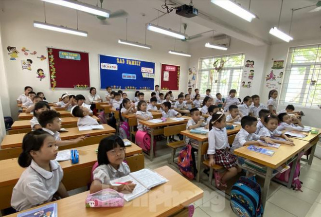 Vì sao tăng tiết môn tiếng Việt lớp 1 - 1