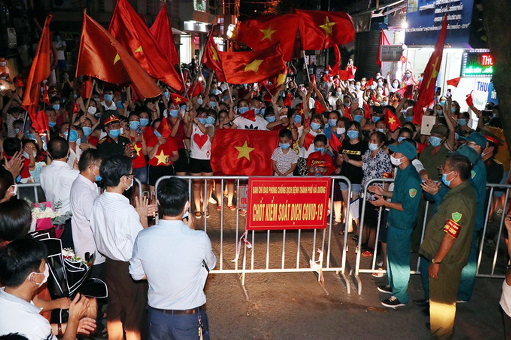 Việt Nam là một trong ba nền kinh tế phục hồi “kỳ tích” trong dịch Covid-19 (ảnh: BBC News)