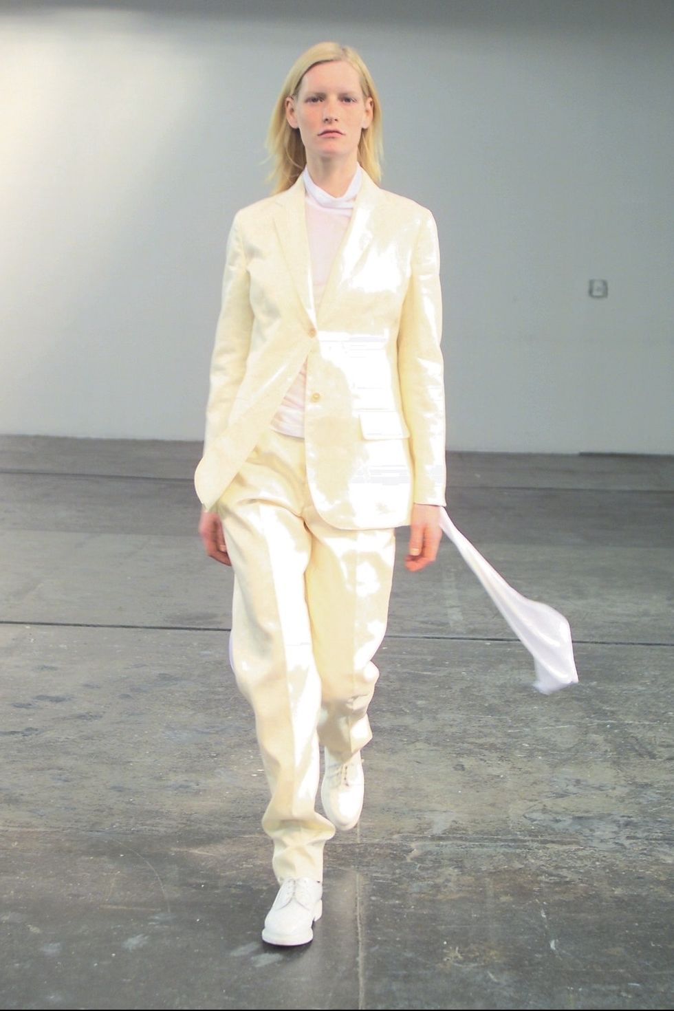 Helmut Lang: Người đàn ông tiên phong của thời trang - 2