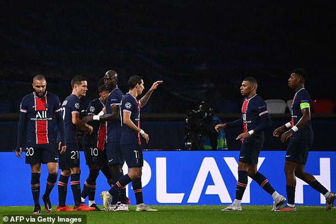 Rực lửa đại chiến PSG - MU: Bruno - Rashford chói sáng, nhấn chìm thành Paris - 10