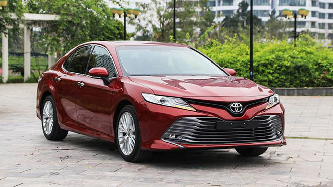 VinFast Lux A2.0 tiếp tục "vượt mặt" Toyota Camry, dẫn đầu nhóm sedan tầm giá 1 tỷ tháng 9/2020 - 3