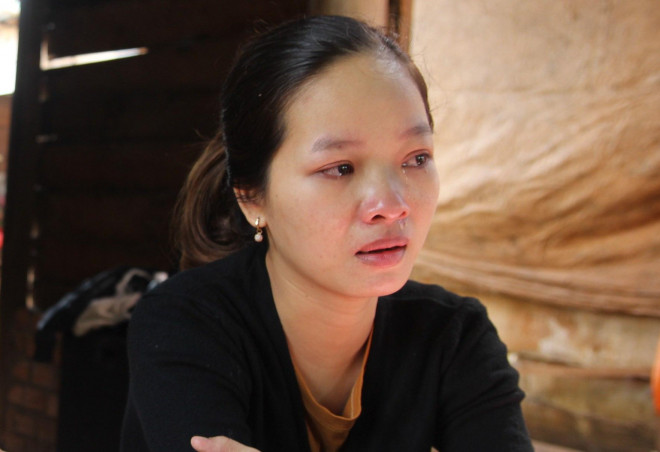 Chị Lê Thị Thu Thảo mất chồng ở Thủy điện Rào Trăng 3