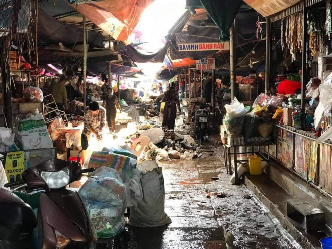 Hàng hóa bị hư hỏng gần như hoàn toàn