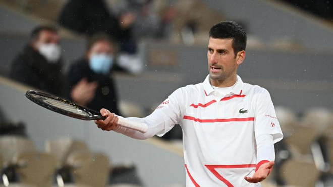 Novak Djokovic kêu gọi bỏ trọng tài dây