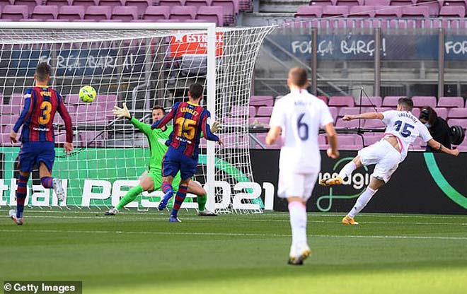 Trực tiếp bóng đá Barcelona - Real Madrid: Modric chốt hạ, gia tăng niềm vui (Hết giờ) - 10