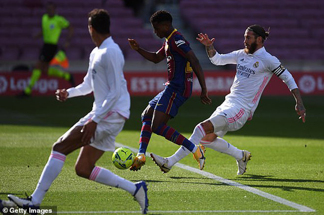 Trực tiếp bóng đá Barcelona - Real Madrid: Modric chốt hạ, gia tăng niềm vui (Hết giờ) - 14