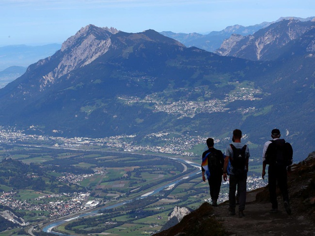 Năm 2018, thu nhập bình quân đầu người của Liechtenstein lên đến 165.028 USD/năm (~3 tỷ đồng).
