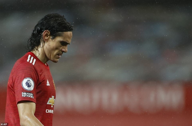 Cavani ra mắt Ngoại hạng Anh: Dứt điểm cực "bén", MU mừng hụt - 7