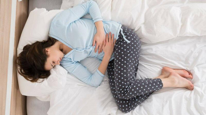 Sảy thai khiến thai phụ đau bụng dữ dội. Ảnh minh họa
