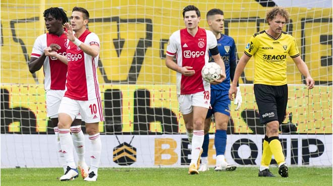 Choáng váng 2 trận đấu Châu Âu: Ajax thắng 13-0, &#34;đồ tể&#34; Frimpong trả giá - 1