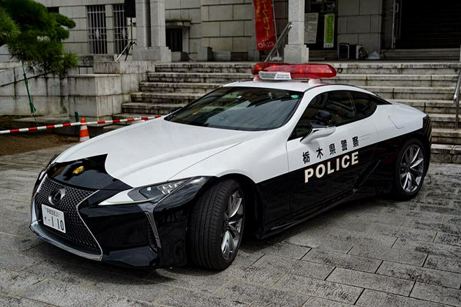 Ngắm xe Lexus LC 500 phiên bản đặc biệt của cảnh sát Nhật Bản - 2