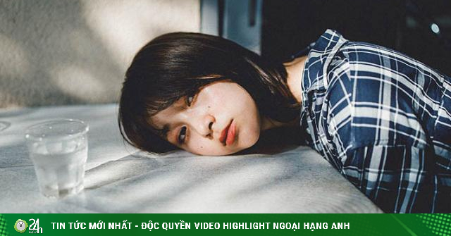 Bạn gái tự nguyện nuôi ăn học, sau này bắt bạn trai mua nhà để trả ơn