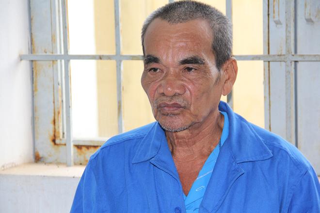 Nguyễn Tấn Lộc tại cơ quan công an