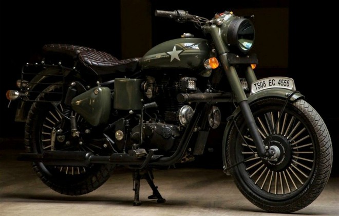 Ngắm Royal Enfield Bullet Mahi màu quân sự cực chất - 1