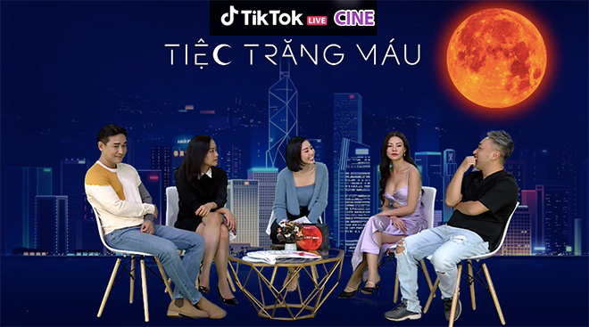 Đạo diễn, diễn viên Tiệc Trăng Máu chơi thử thách cực “lầy lội” trên livestream của TikTok - 1