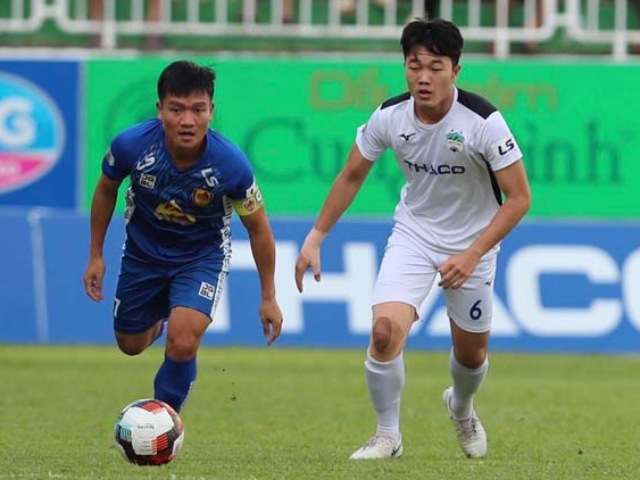 Bóng đá - Nghẹt thở đua trụ hạng V-League: Trọng tài FIFA cầm còi trận cầu "sinh tử"
