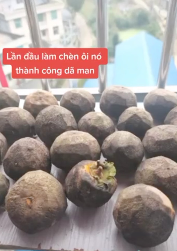 Hỏi dân mạng "làm khoai mỡ sao cho không dơ tay", cô gái nhận kết đắng - 3